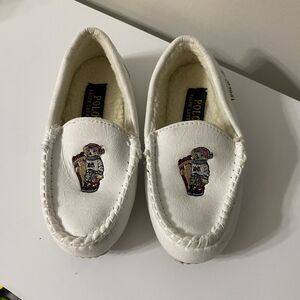 Polo by Ralph Lauren Kids White Slippers with Bear Design